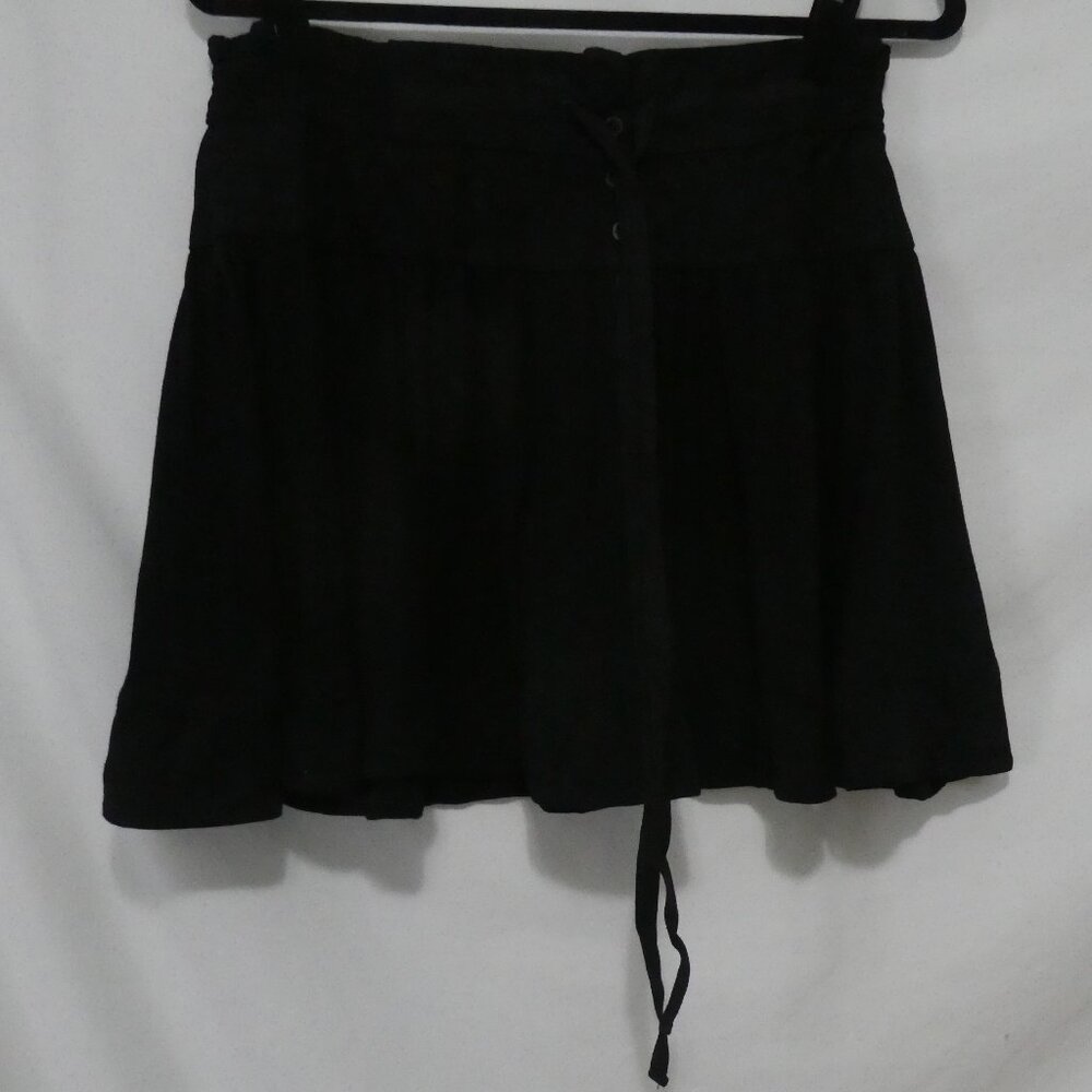 LUX | medium | Chic Black Flared Skirt | Drawstring and Buttons | NWT